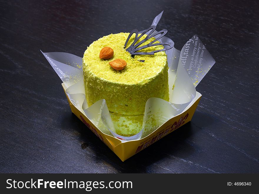 Green Tea mousse or matcha mousse with chocolate & apricot kernel