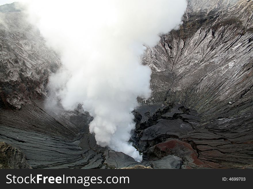 Bromo crater