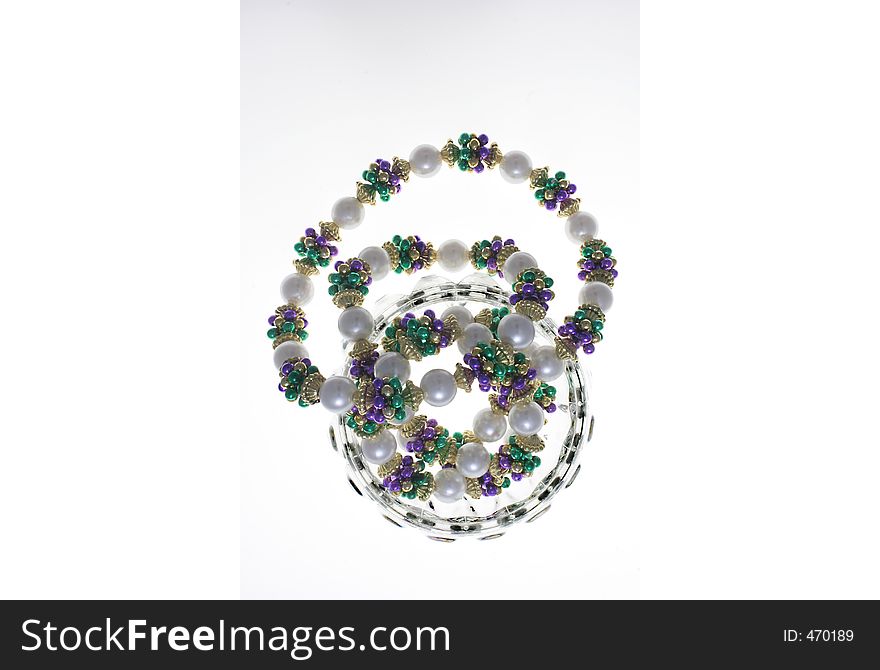 Colorful Necklace out of Glass Dish