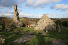 Irish Church And Cemetery Ruins Royalty Free Stock Photography