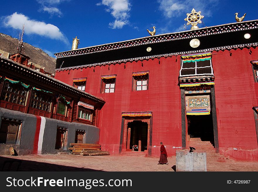 In Dege county of west china, there are many mysterious and splendid Tibet buddhism temples. In Dege county of west china, there are many mysterious and splendid Tibet buddhism temples.