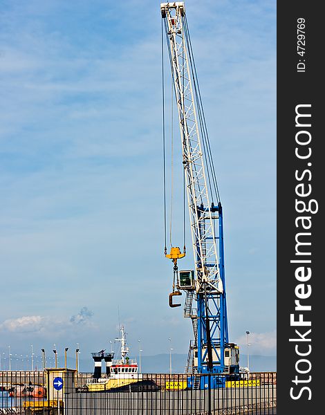 Crane in Piombino harbor, Tuscany, Italy. Crane in Piombino harbor, Tuscany, Italy.