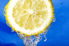 Refreshing Lemon Royalty Free Stock Image Refreshing Lemon Royalty Free Stock Image