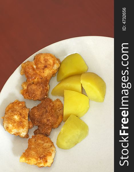 Chicken specialties with a potatoes