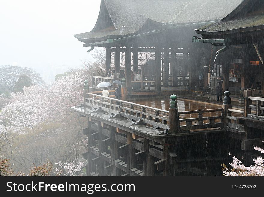 Fog of Kiyomizu-dera