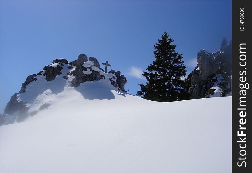 A beautiful way to hike. A beautiful way to hike