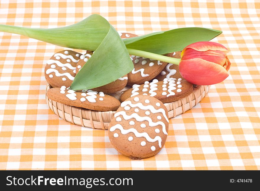 Easter still-life- tulip and gingerbrtead cookies