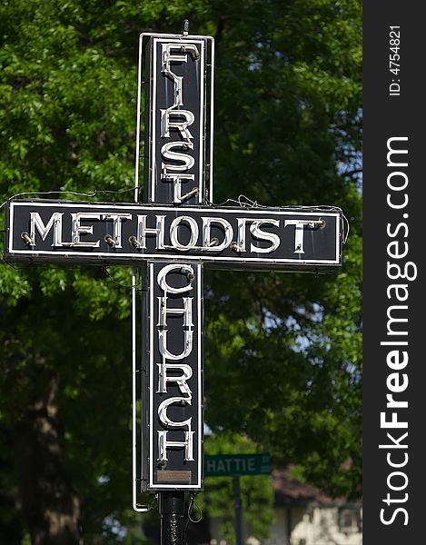 An image of a first Methodist church sign