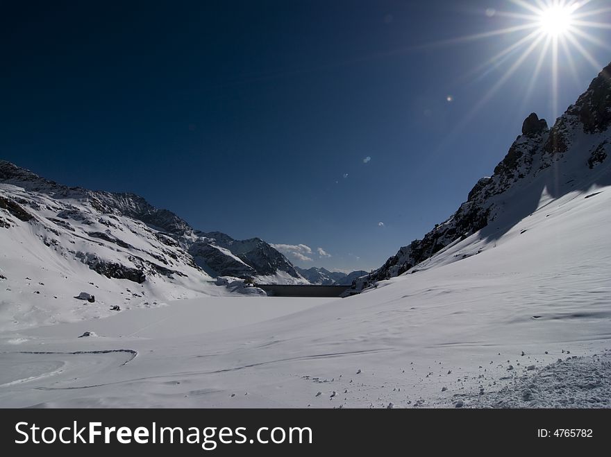 Sunny ski day on Alagna-Gressoney's slopes. Sunny ski day on Alagna-Gressoney's slopes