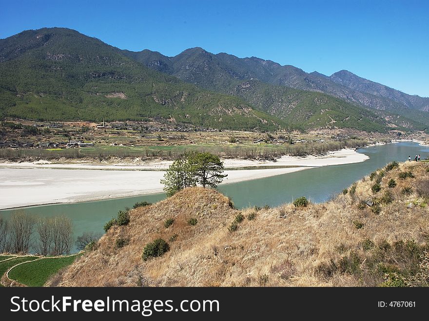 Mountain And River