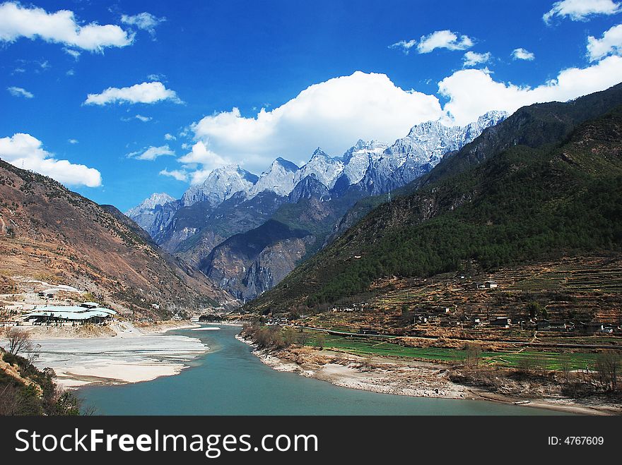 Mountain And River