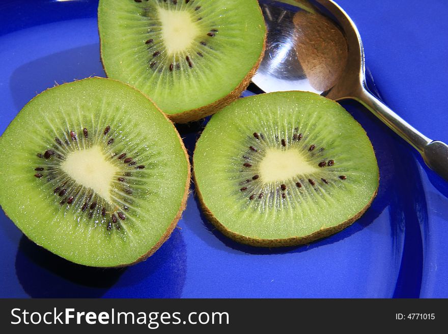 Makro foto of a green kiwi