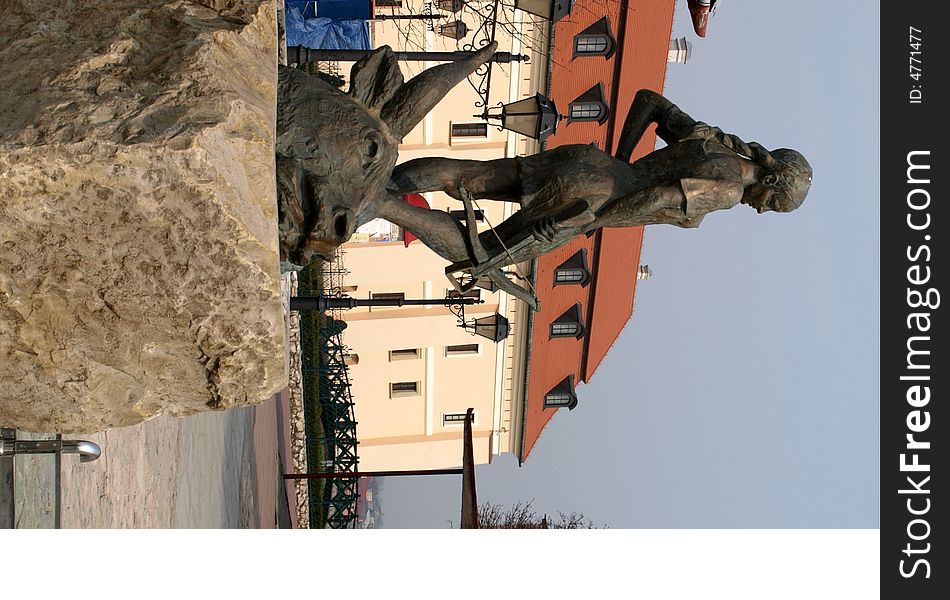 The statue - archer next to royal castle.