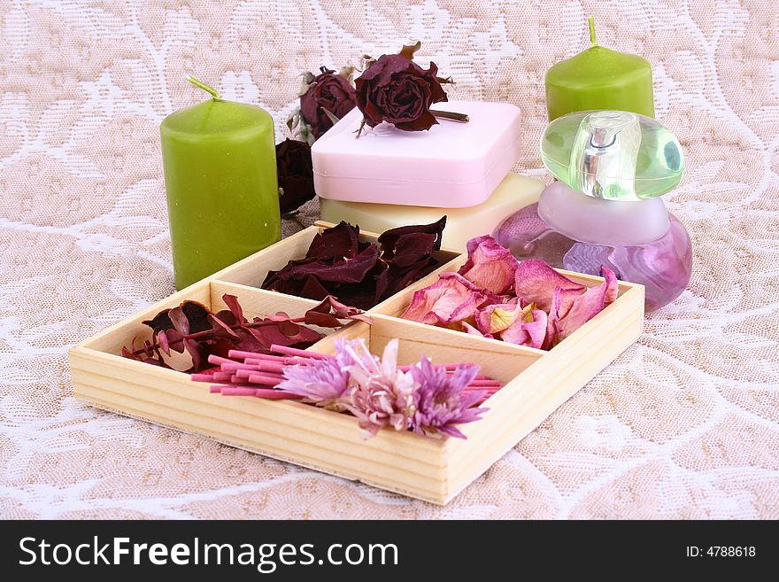 Color green and pink Spring aromatherapy
