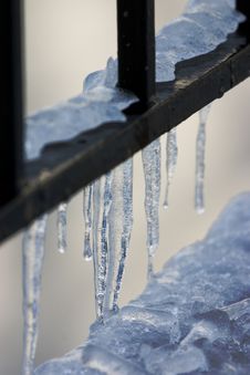 Railing With Icicles Royalty Free Stock Images Railing With Icicles Royalty Free Stock Images