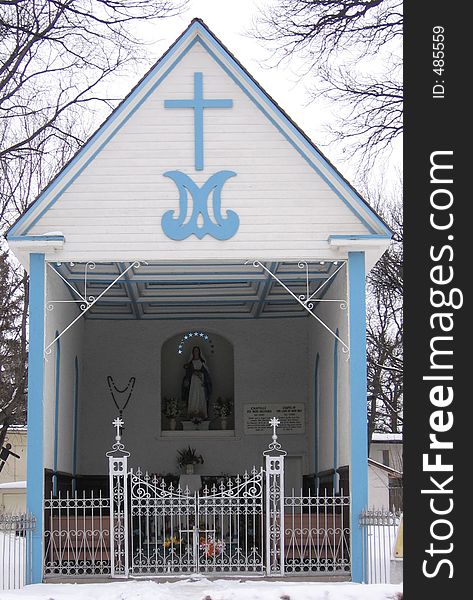 This image depicts a small, open-air church in St. Norbert, Canada. This image depicts a small, open-air church in St. Norbert, Canada.