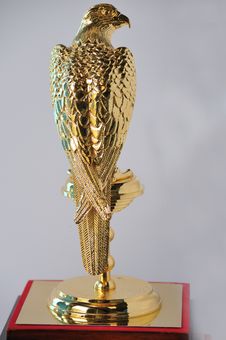 Golden Falcon Royalty Free Stock Image Golden Falcon Royalty Free Stock Image