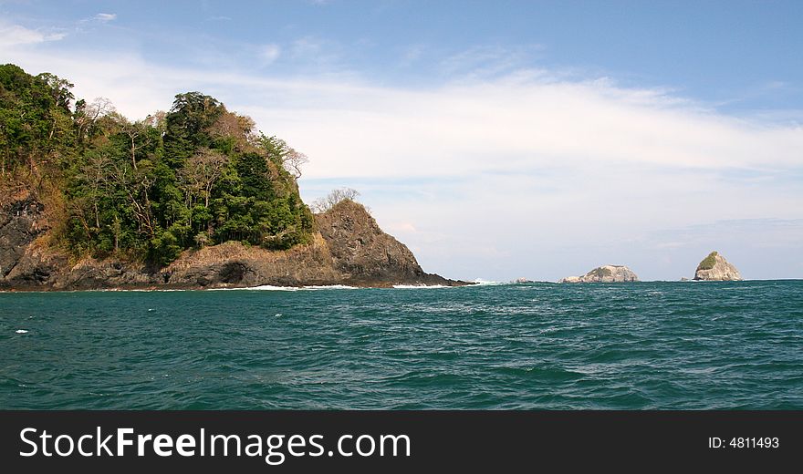 View of the Pacific ocean on the coast of Costa Rica . View of the Pacific ocean on the coast of Costa Rica