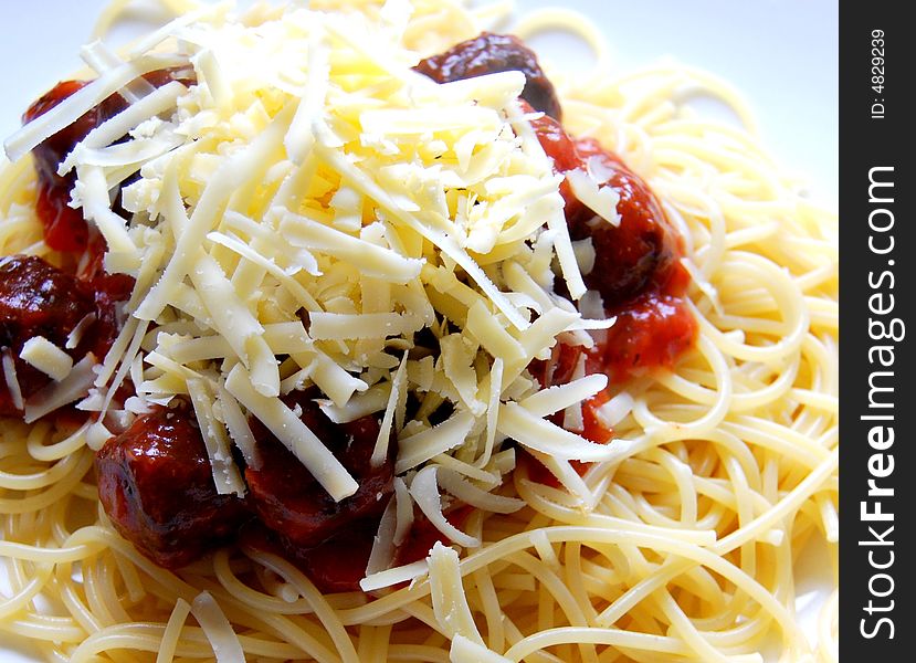 Delicious spaghetti and meatballs with cheese