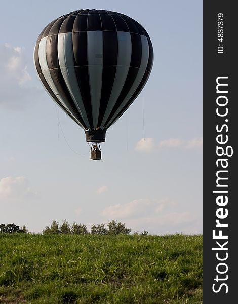 A close shot of a hot air balloon