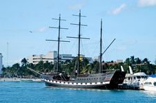 Old Pirate Ship 2 Royalty Free Stock Image Old Pirate Ship 2 Royalty Free Stock Image
