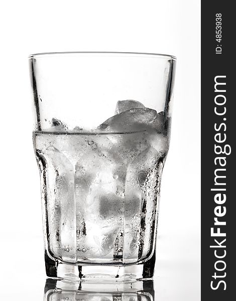 Ice for cocktail