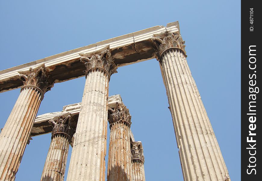 The Temple of Zeus Olympic in Athens, Greece, AUg 2006