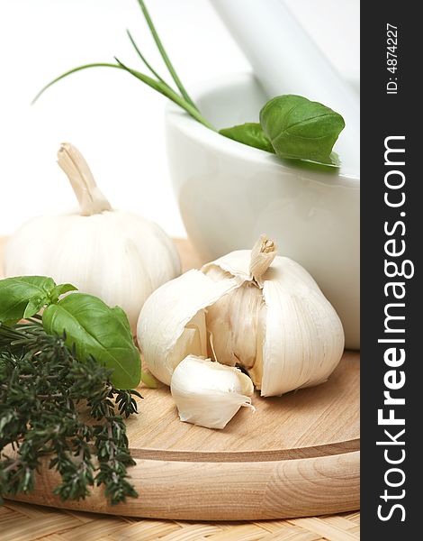 Table of garlic for better cooking