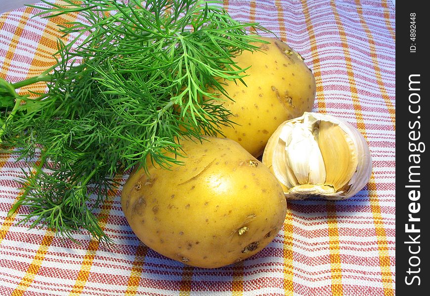 Potato With Fennel And Garlic