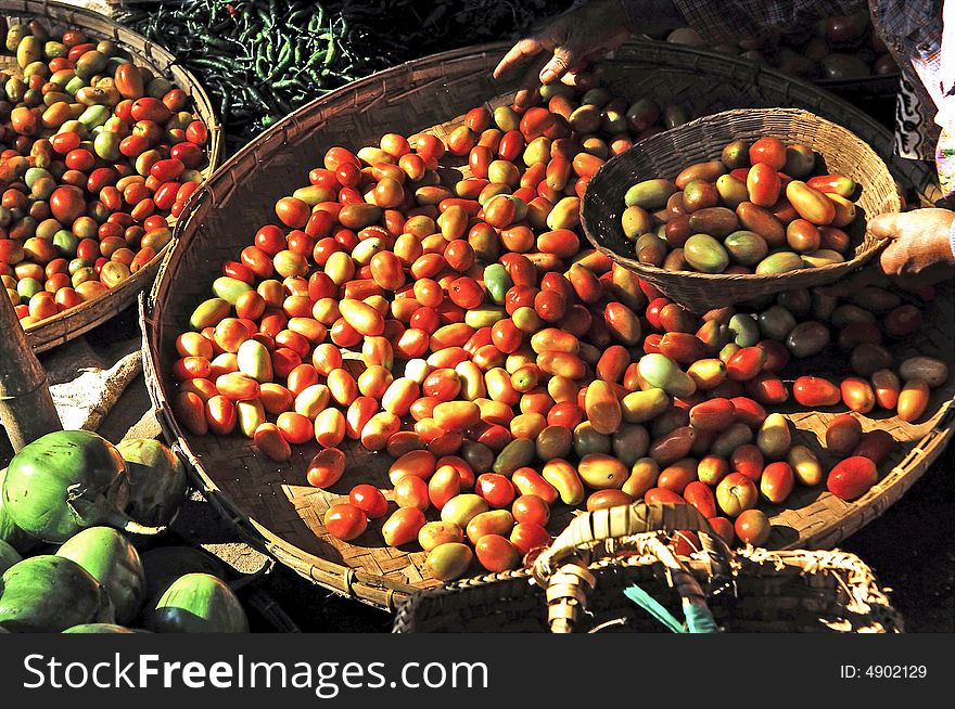 Myanmar, Bagan: vegetables at the market