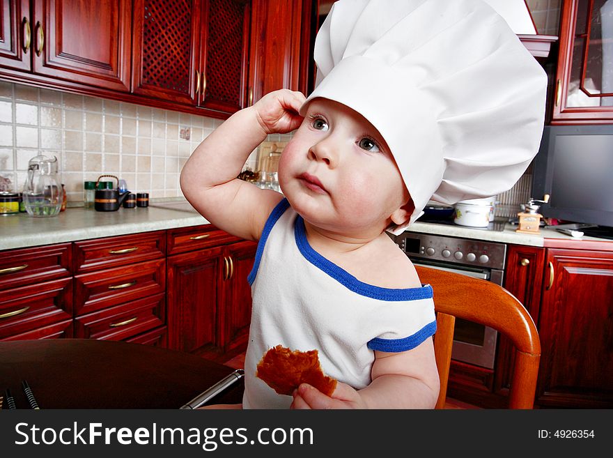 Little cook: fruits and baby food. Little cook: fruits and baby food