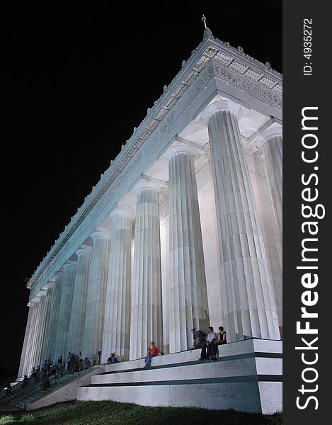 Lincoln Monument At Night