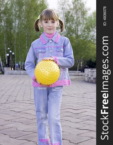 The girl plays with a ball, Krivoi Rog, Ukraine