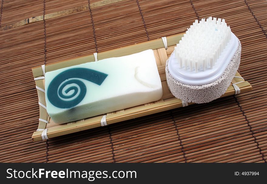 Spa and beauty products on a cane dish. Spa and beauty products on a cane dish.