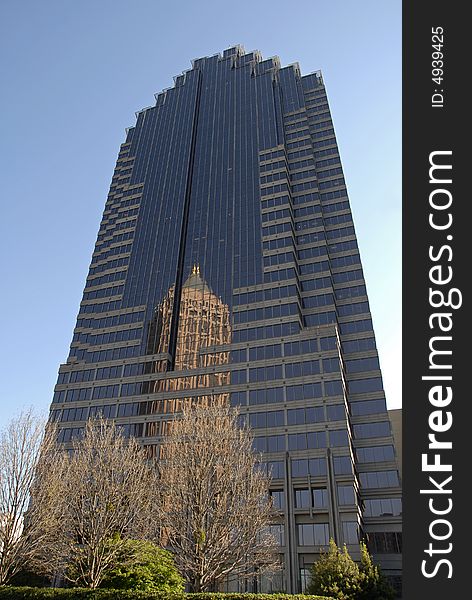 Modern Highrise Office Building in Midtown Atlanta