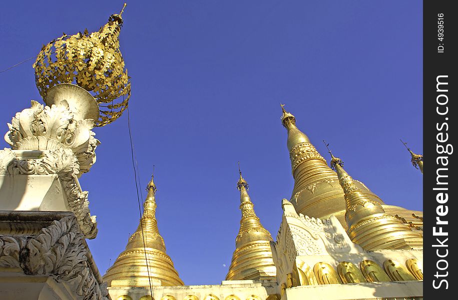 Myanmar, Yangon: Shwedagon pagoda, One of the most impressive pagoda in the world.