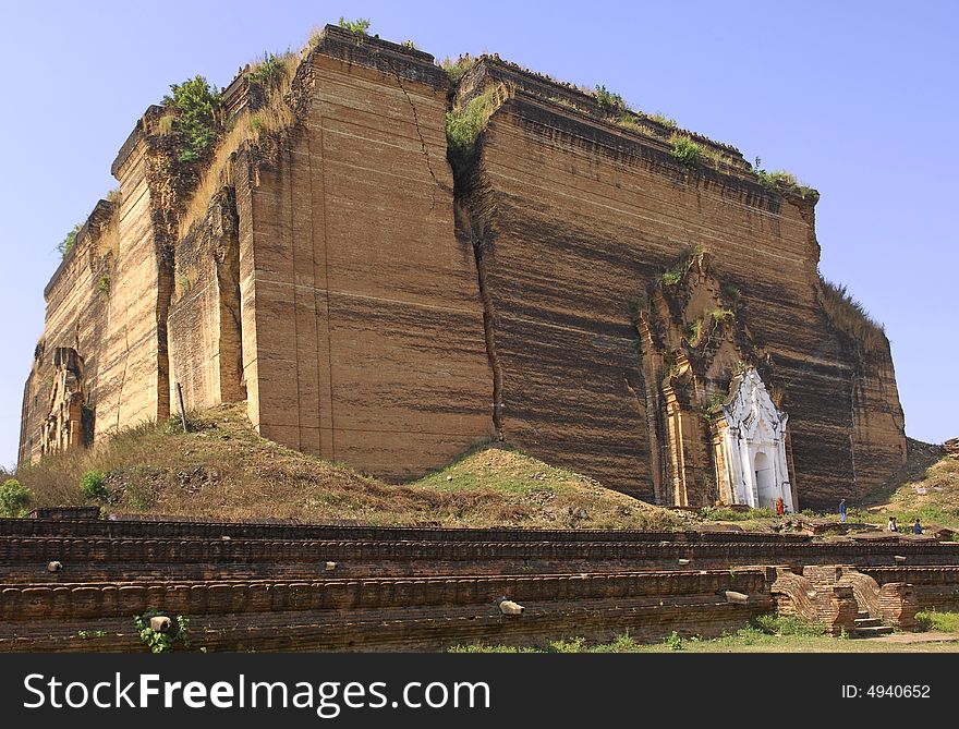 Myanmar, Mingun, Unfinished Pagoda