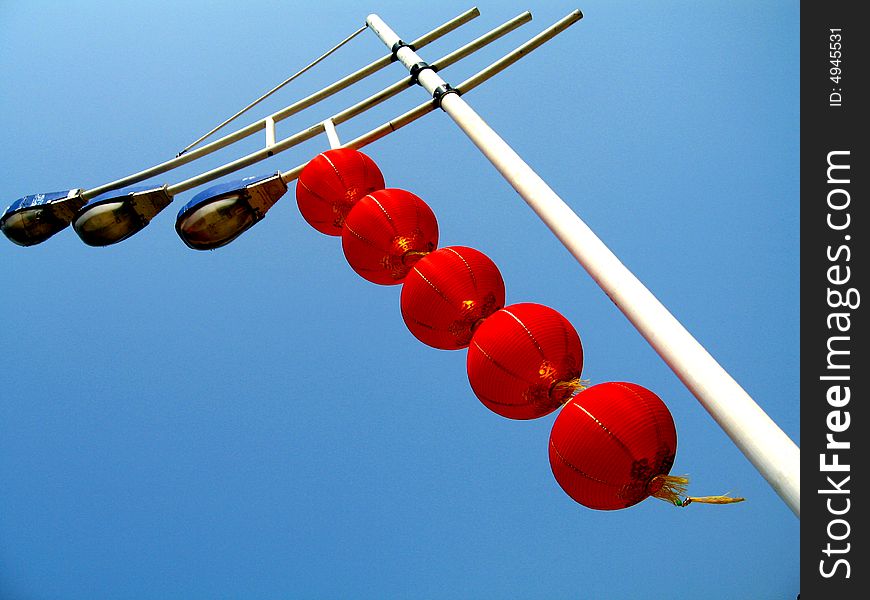 Under The Street Lamps Lanterns