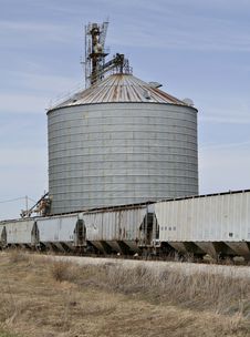 Grain Elevator And Train Cars Stock Image Grain Elevator And Train Cars Stock Image