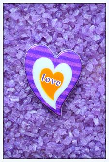 Heart On Purple Background Royalty Free Stock Photos Heart On Purple Background Royalty Free Stock Photos