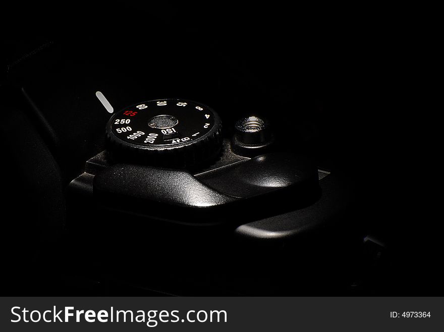 Controls mechanism of a manual film camera. Controls mechanism of a manual film camera