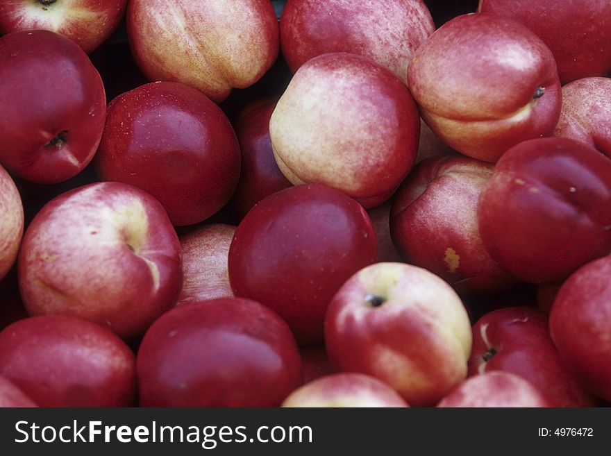 Apricots are on the market particularly fresh and tasty