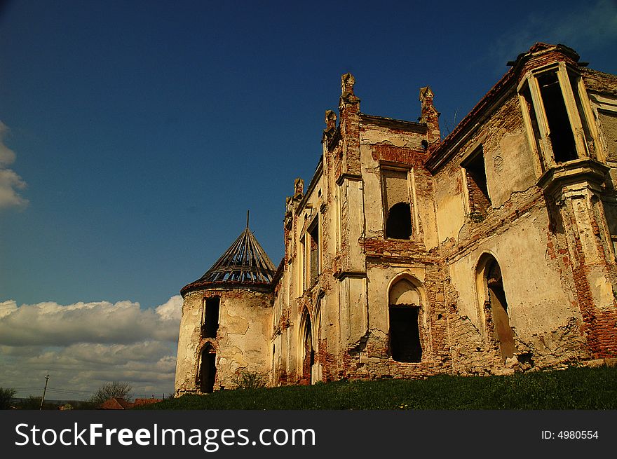 Castle located in Bontida, Romania. Castle located in Bontida, Romania