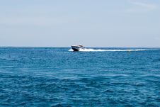 Moving Speedboat Royalty Free Stock Photos Moving Speedboat Royalty Free Stock Photos