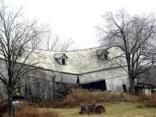 Barn Broken In Half Stock Photography Barn Broken In Half Stock Photography