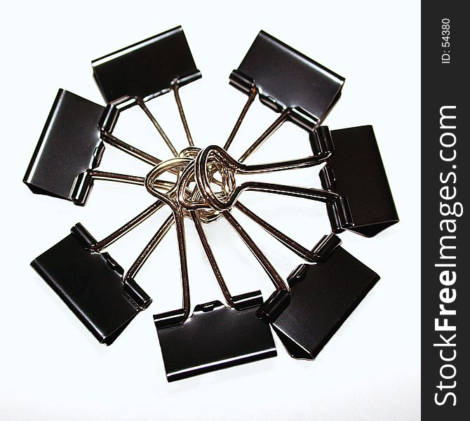 Wheel of binder clips