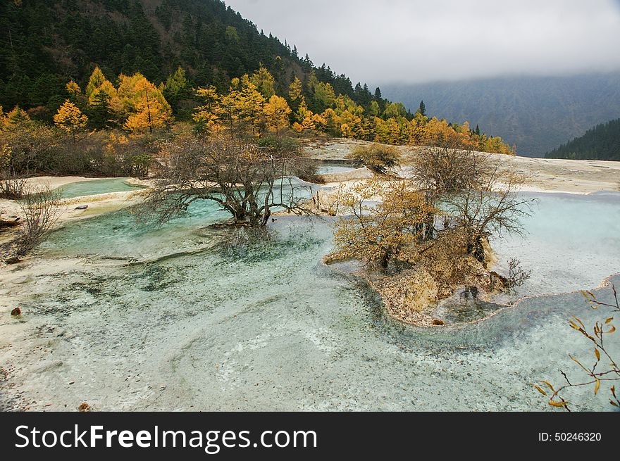 China Huanglong calcification pool of sichuan