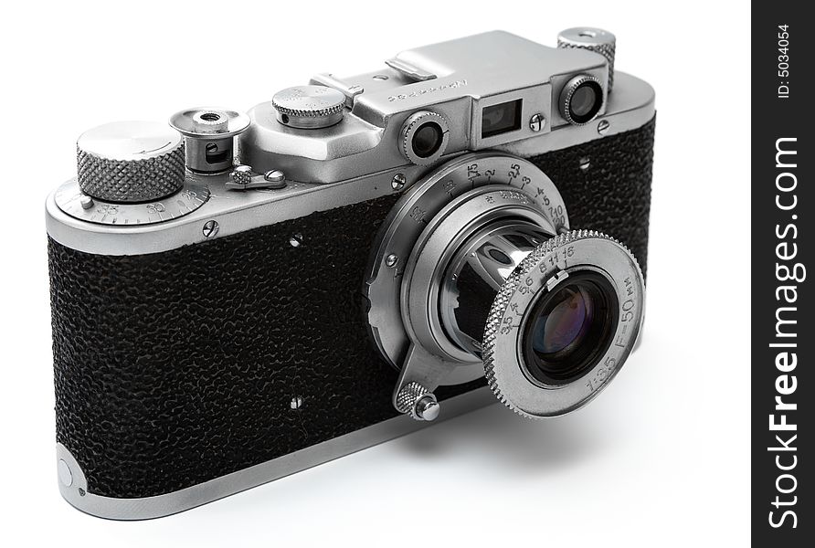 Old vintage rangefinder camera over white with clipping path