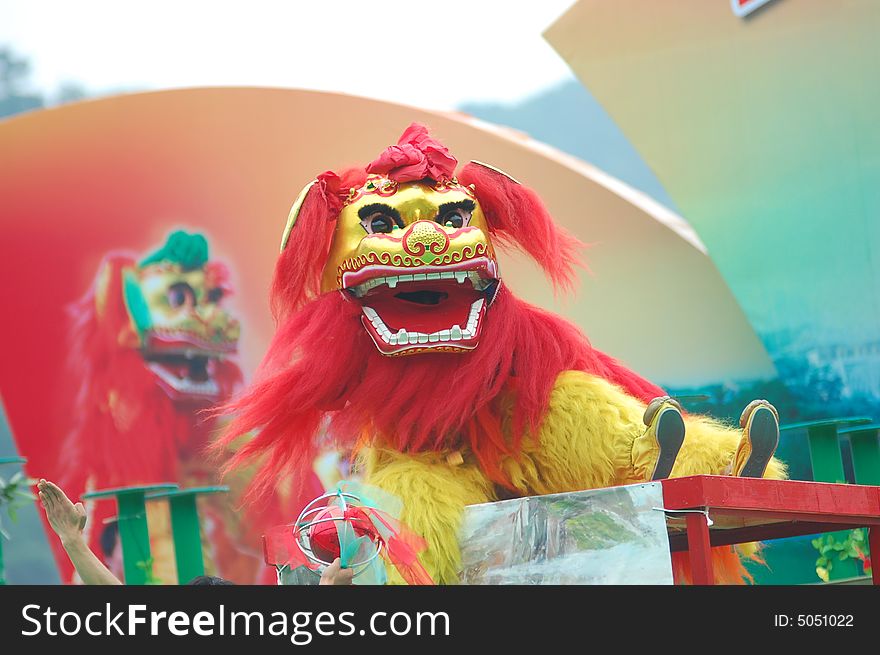 The lion dance express joy and happiness. The lion dance express joy and happiness