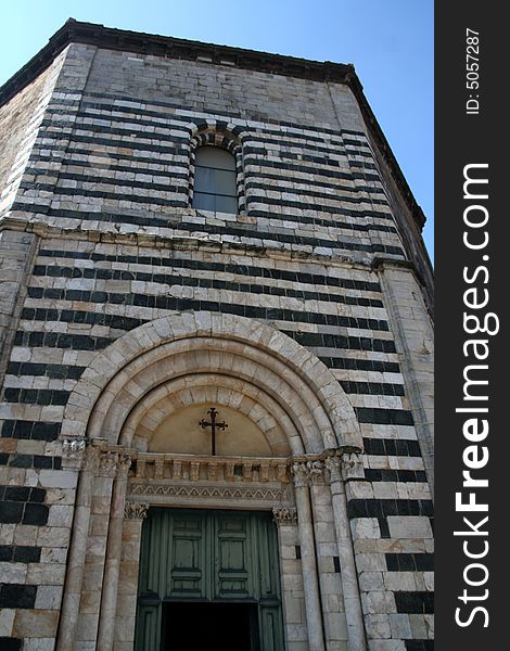 Volterra - Baptistery